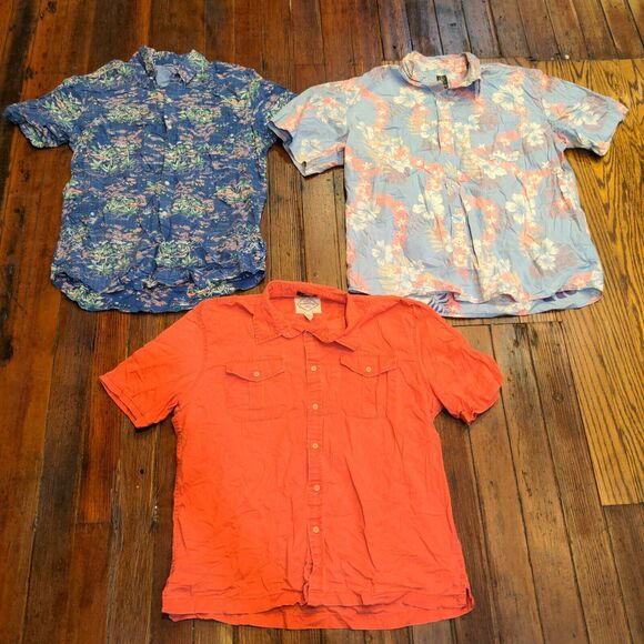 Lot of 3 Men's Hawaiian Shirts Size XL St John's Bay, Aigle, Izod Saltwater - Picture 2 of 8